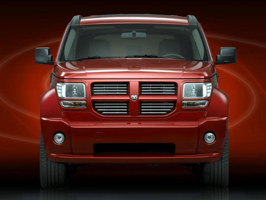  Dodge Nitro R/T 2006 года  (фото 22 из 36)